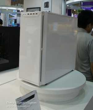 Antec Performance One Series P280 White Edition Antec Performance One Series P280 White Edition